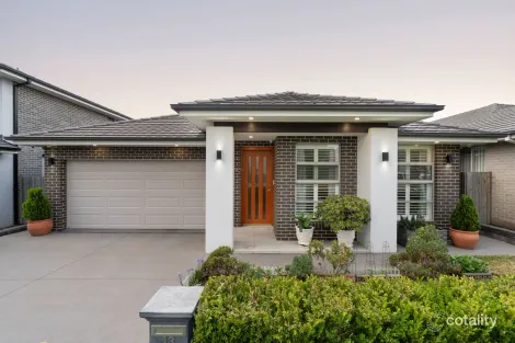 13 Walker St, Oran Park, NSW 2570