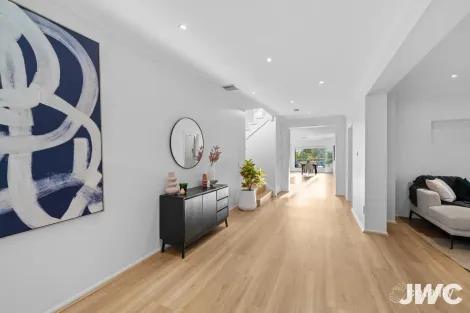 Property photo of 2 Quarterdeck Road Sandhurst VIC 3977