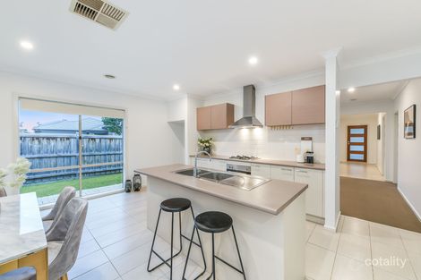 Property photo of 8 Glenfern Street Keysborough VIC 3173