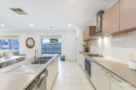 Property photo of 8 Glenfern Street Keysborough VIC 3173