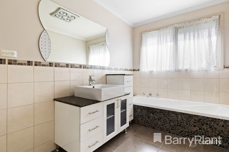 Property photo of 21 Langstaffe Drive Wendouree VIC 3355