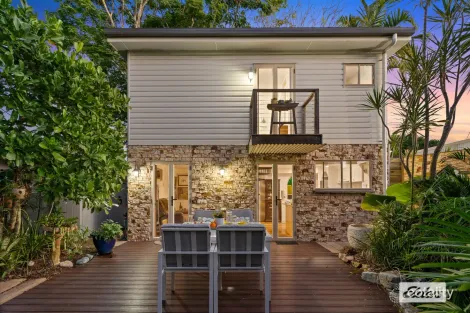 Property photo of 8 Cunningham Street Torquay QLD 4655