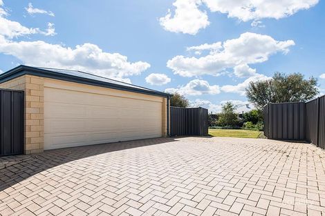 Property photo of 14 Bluebill Lane Baldivis WA 6171