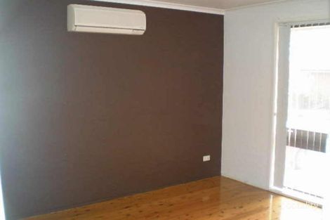 Property photo of 8/3 Amiens Close Bossley Park NSW 2176