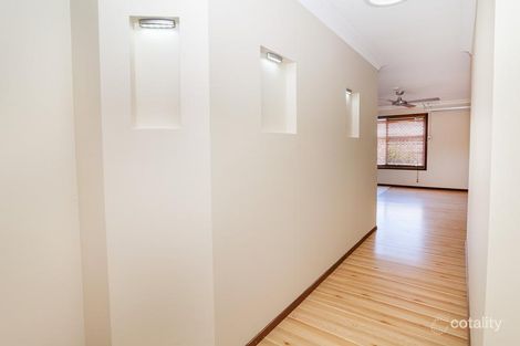 Property photo of 18 Dellvene Crescent Rosewood QLD 4340