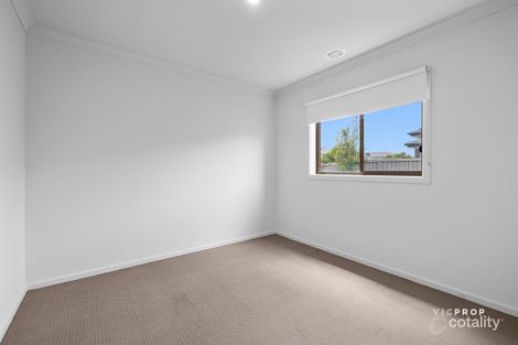Property photo of 9 Overland Chase Werribee VIC 3030