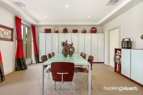 Property photo of 10 Lauriston Quay Caroline Springs VIC 3023