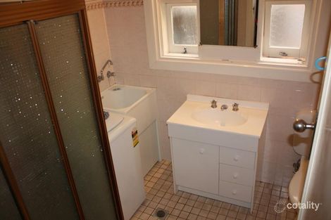 Property photo of 1/10-12 Olympic Street Griffith NSW 2680