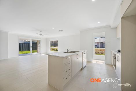 Property photo of 13 Vernon Circuit Kew NSW 2439