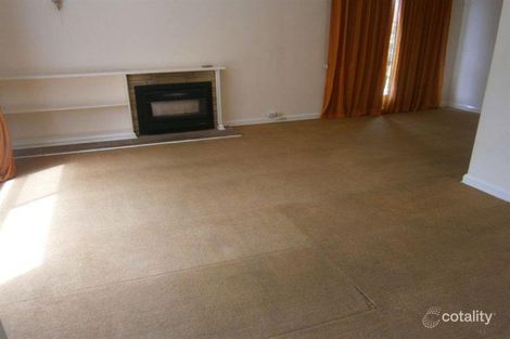 Property photo of 2 Bristol Court Glen Waverley VIC 3150