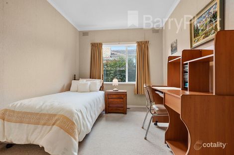 Property photo of 11 Juniper Avenue Glen Waverley VIC 3150