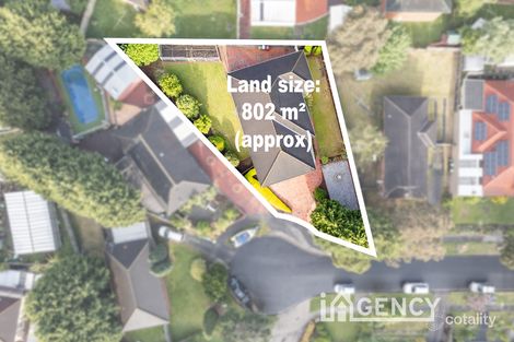 Property photo of 10 Knight Court Endeavour Hills VIC 3802
