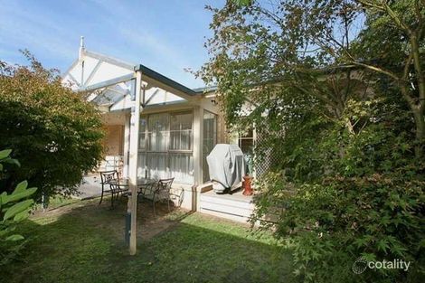 Property photo of 2/22 Heather Grove Nunawading VIC 3131