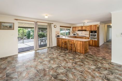 Property photo of 2 Banksia Court Woodside SA 5244