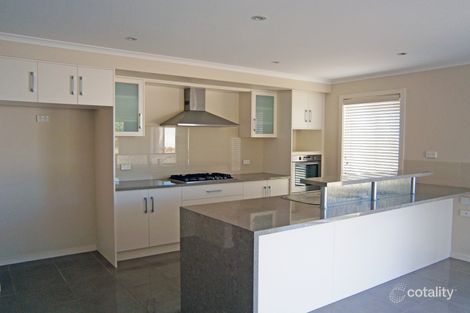 Property photo of 32 Madeira Close Portland VIC 3305