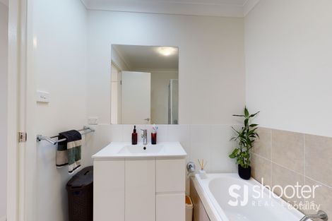Property photo of 15A Magnolia Boulevard Dubbo NSW 2830