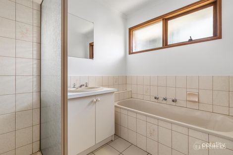 Property photo of 3 Rachel Drive Cranbourne North VIC 3977