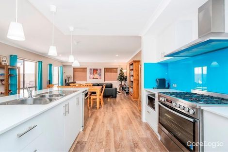 Property photo of 16 Templetonia Rise Lake Coogee WA 6166