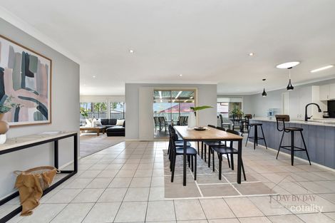 Property photo of 22 Stirling Crescent Fletcher NSW 2287