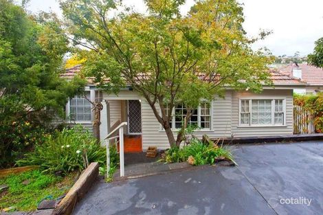 38 Hillsyde Pde, Strathmore, VIC 3041