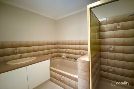 Property photo of 1/1 Kyema Drive Lara VIC 3212