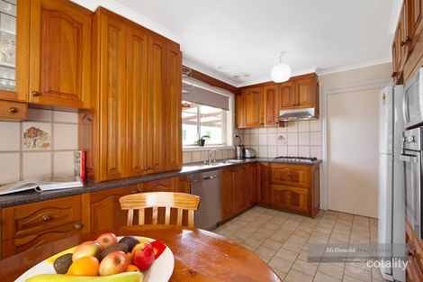 Property photo of 4 Manooka Court Keysborough VIC 3173