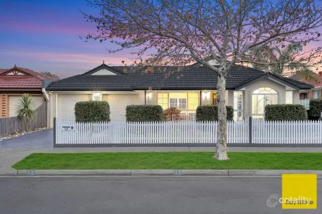 12 Ironbark Dr, Hoppers Crossing, VIC 3029