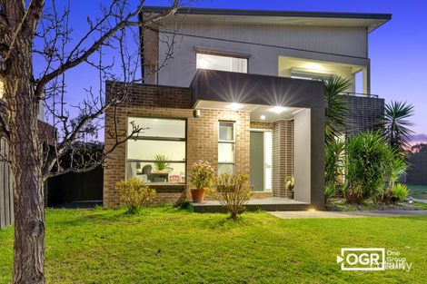 Property photo of 20 Shearwater Place Mernda VIC 3754