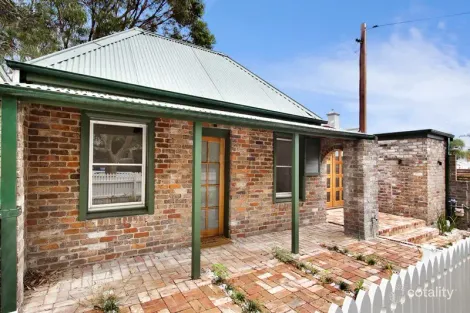 Property photo of 6 Foss Street Forest Lodge NSW 2037