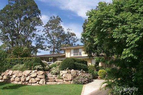 Property photo of 2 Warunda Street Kenmore QLD 4069