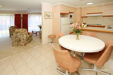 Property photo of 1/11 Bradley Drive Mill Park VIC 3082