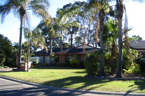 6 Canary Cl, St Clair, NSW 2759