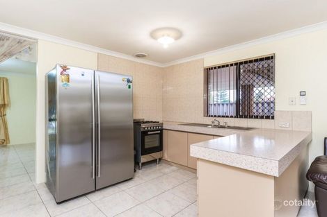Property photo of 12 Bush Close Beckenham WA 6107