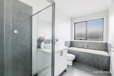 Property photo of 2/26 Lerina Street Oakleigh East VIC 3166