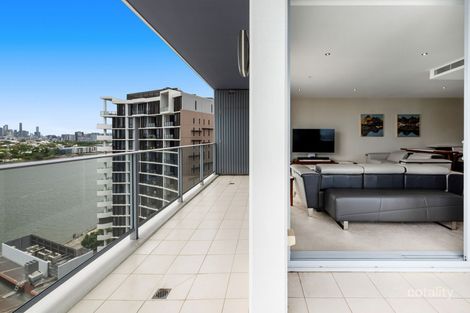 Property photo of 4132/37C Harbour Road Hamilton QLD 4007