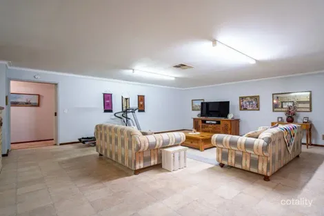 Property photo of 30 Lindsay Drive Morley WA 6062