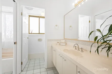 Property photo of 6 Torres Circuit Shell Cove NSW 2529