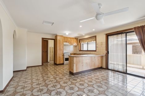 Property photo of 14 Edgar Street Werribee VIC 3030