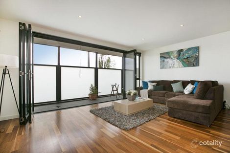 Property photo of 2/501 North Road Ormond VIC 3204