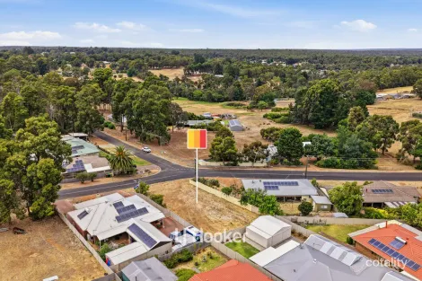 291 Steere St N, Collie, WA 6225