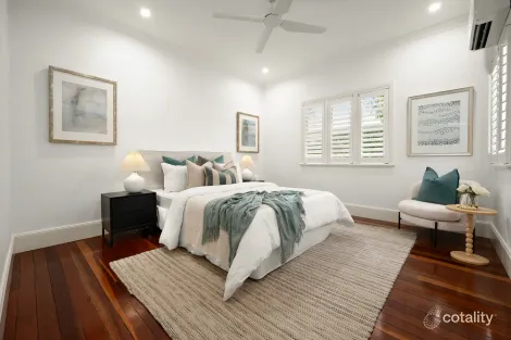 Property photo of 153 Swann Road Taringa QLD 4068