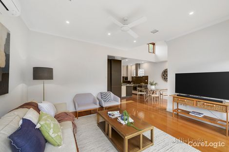 Property photo of 104A Oakleigh Road Carnegie VIC 3163