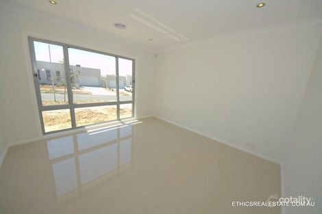 Property photo of 67 David Fleay Street Wright ACT 2611