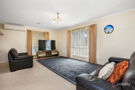 Property photo of 4 Laxdale Court Kangaroo Flat VIC 3555