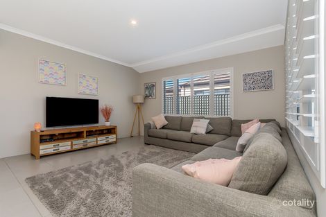 Property photo of 72 Welcome Meander Harrisdale WA 6112