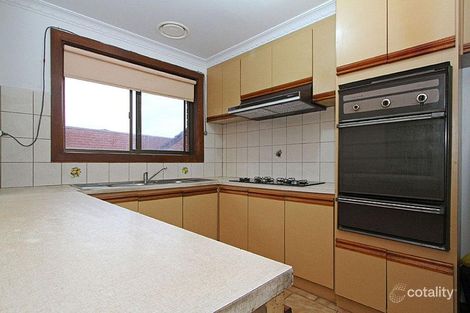 Property photo of 2 Warra Court Thomastown VIC 3074