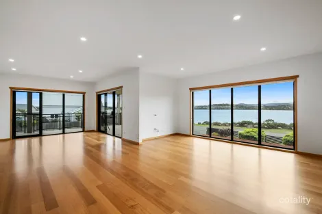 Property photo of 34 Jetty Road Dodges Ferry TAS 7173