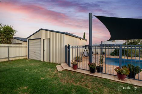 Property photo of 7 Vitali Crescent Somerville WA 6430