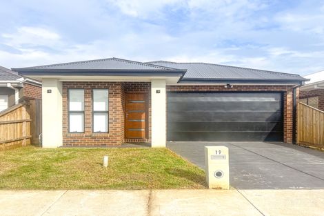 19 Platypus Ch, Beveridge, VIC 3753