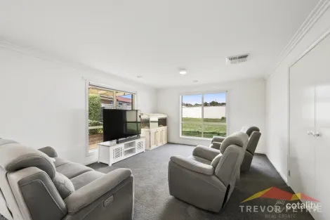 Property photo of 10 Northwood Court Invermay Park VIC 3350